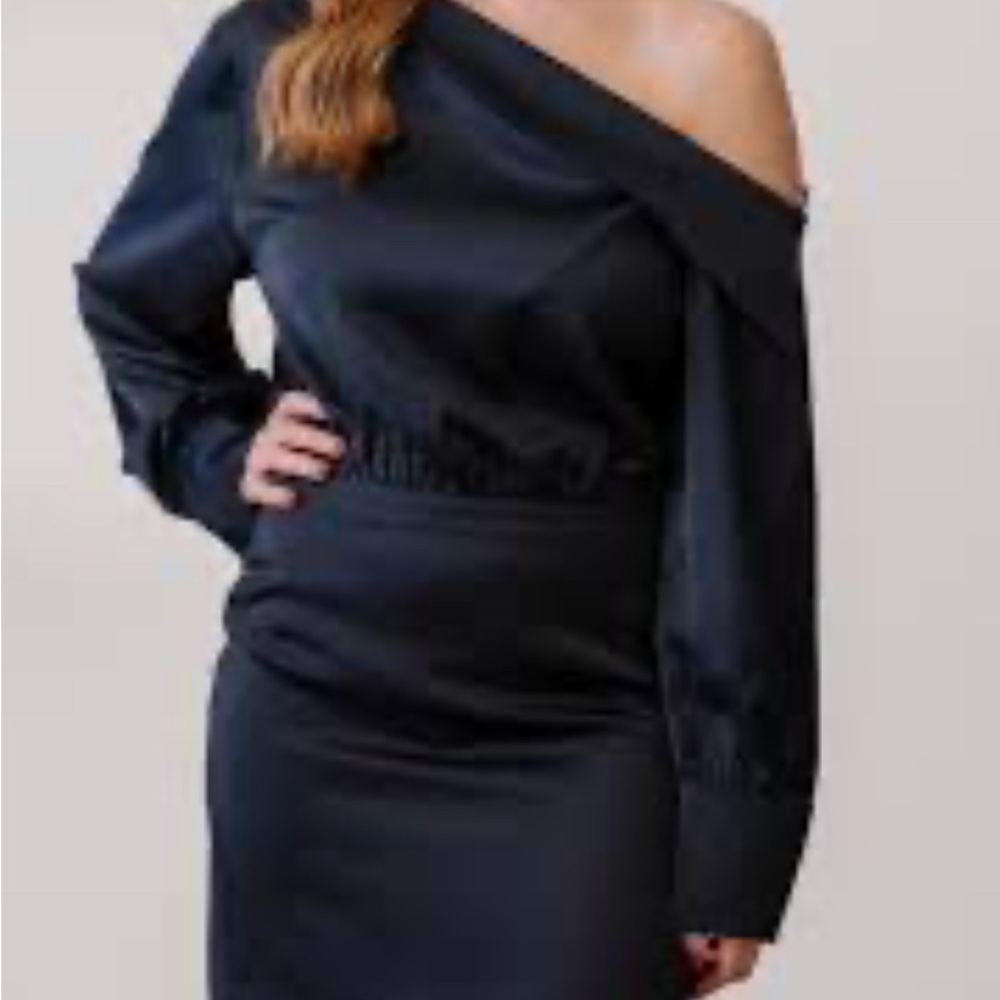 Moon River navy dress